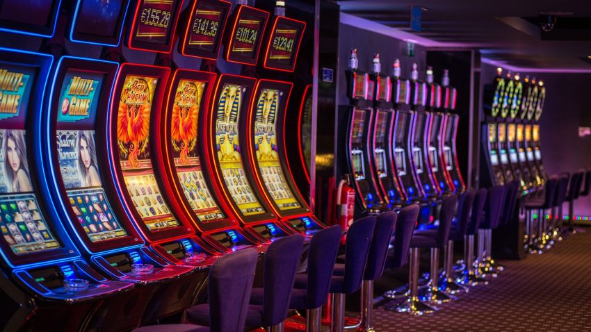 Slot XO or Slot PG? Decoding the Differences in Gameplay and Payouts